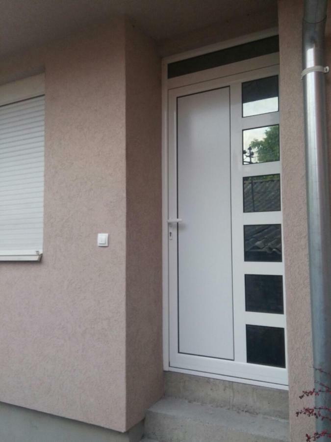Ariana Apartman Крагуевац Экстерьер фото